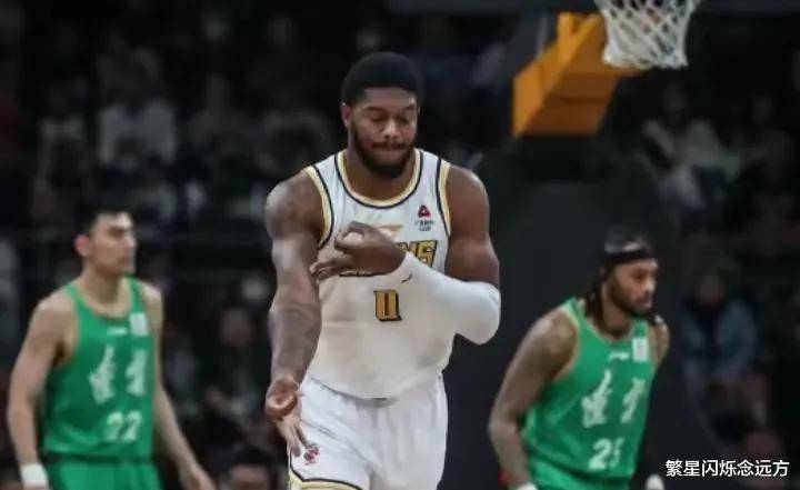 罗马球员积极备战，科洛斯老将全力以赴