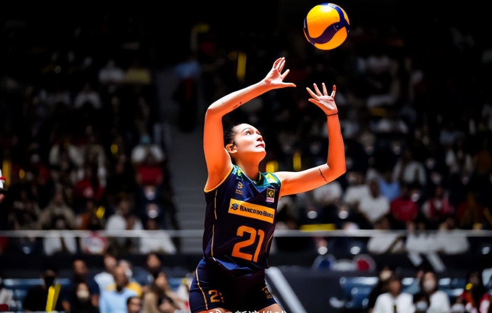 关于哥伦比亚-战平斯洛文尼亚，积分局势平稳的信息