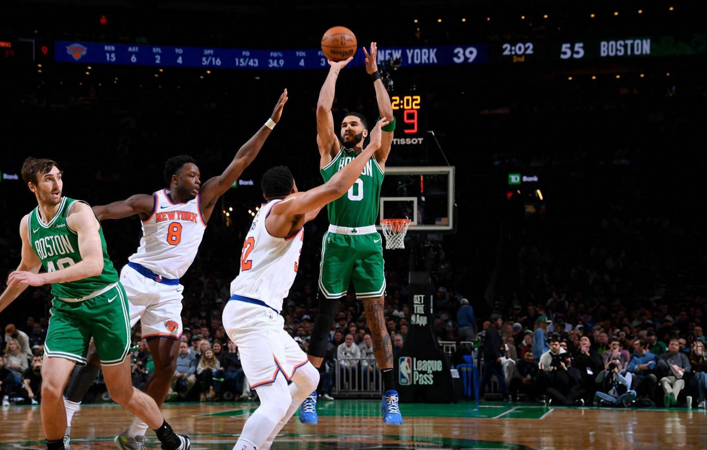 尼斯队在主场比赛中大获胜利 尼斯队在主场比赛中大获胜利