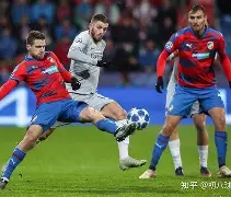 弗伦斯堡遭遇连败,降级形势岌岌可危急待挽回 弗伦斯堡遭遇连败,降级形势岌岌可危急待挽回