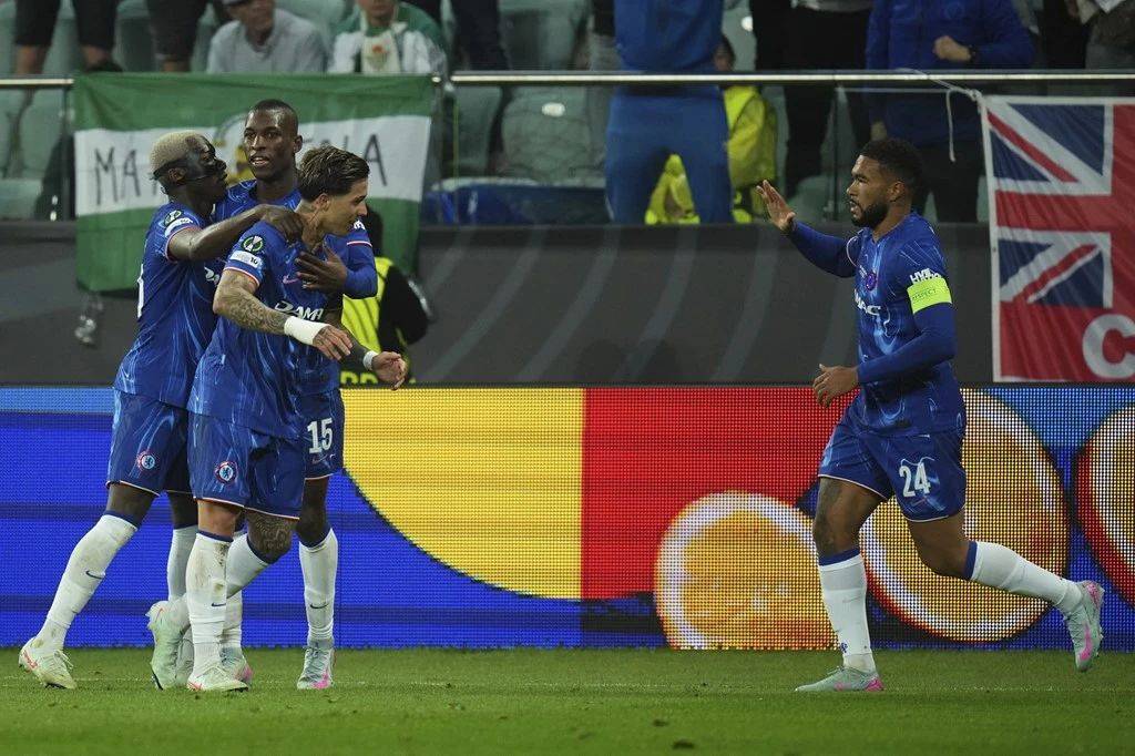 欧洲球队联手赢得国际巡回赛冠军 欧洲球队联手赢得国际巡回赛冠军