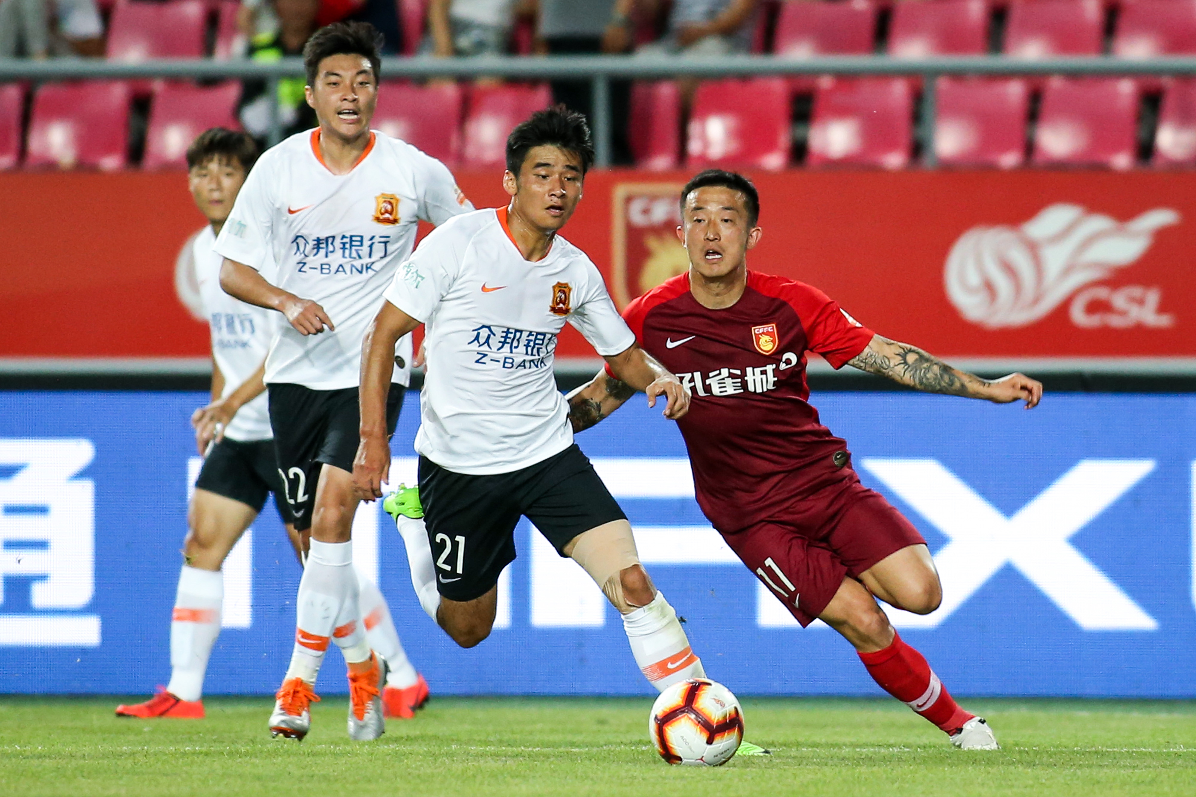 开云体育在线-上海上港vs河北华夏幸福:赛季收官,揭晓胜者的简单介绍