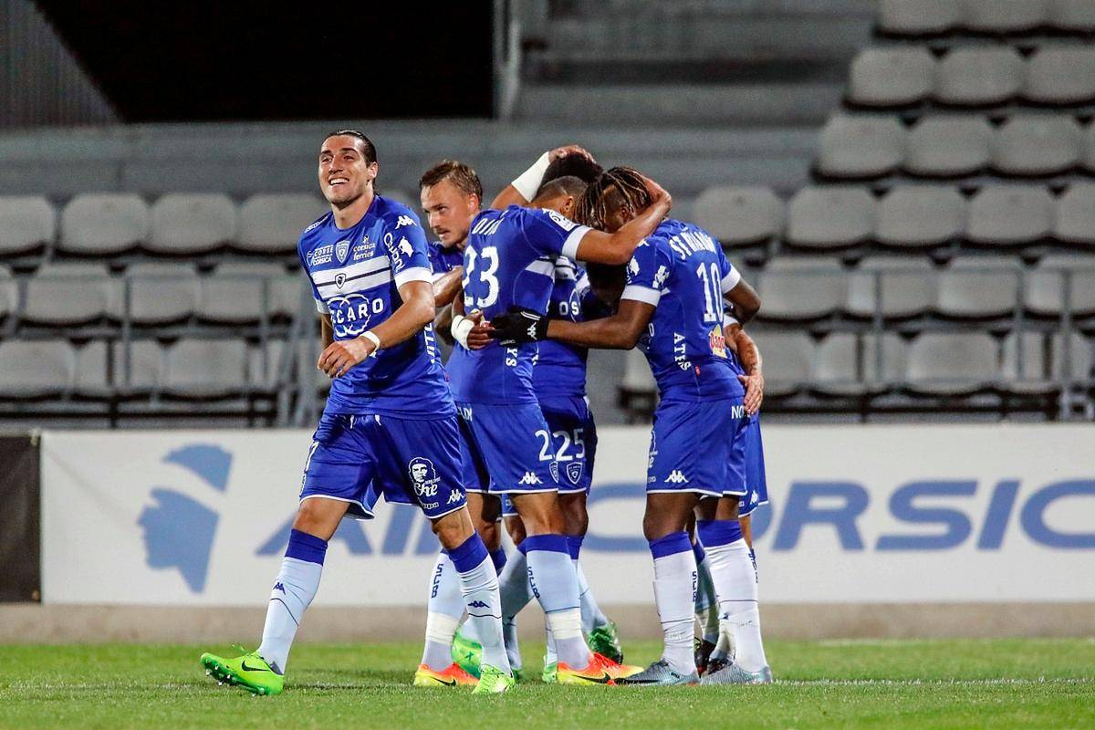 开云平台-狼队主场力克对手,英超升级步伐加速的简单介绍