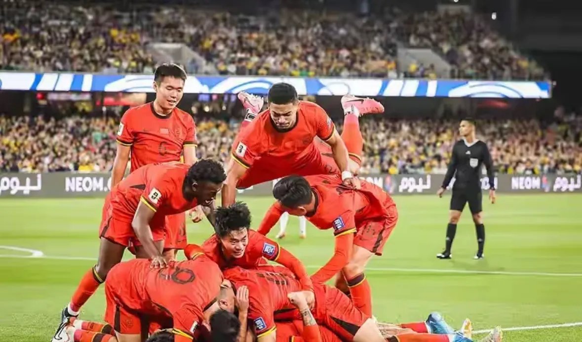 参赛队伍实力强劲,备战国际足球盛宴 参赛队伍实力强劲,备战国际足球盛宴