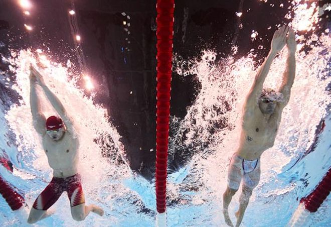 包含荷兰游泳运动员再获金牌，展现实力的词条