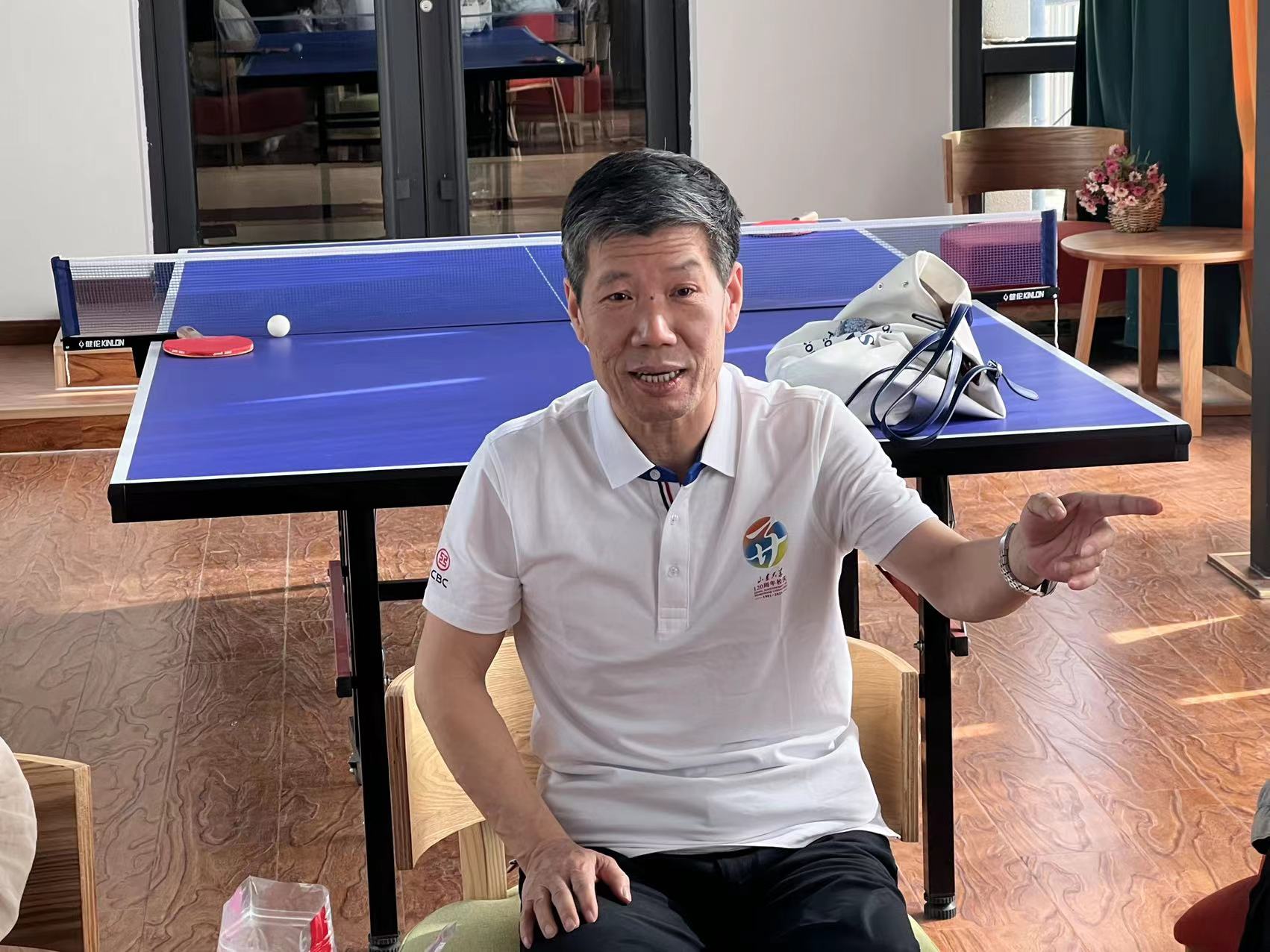 开云体育在线-包含球员情感交流感人至深,展现人文关怀的词条