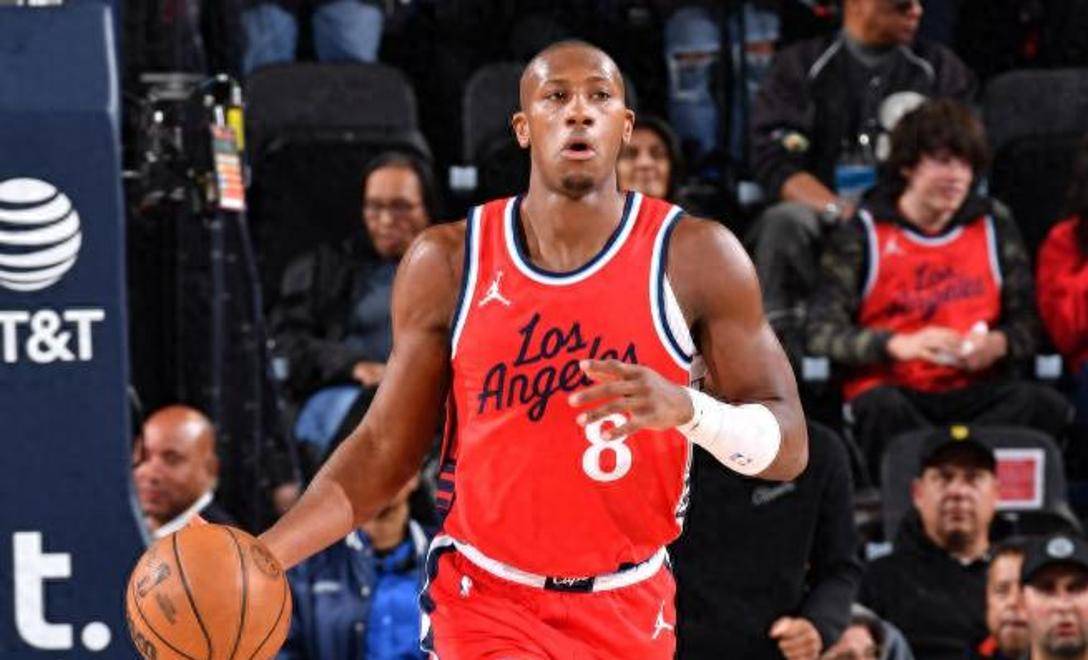 开云体育登录-快船新赛季冲刺季后赛教练强调防守改进的重要性