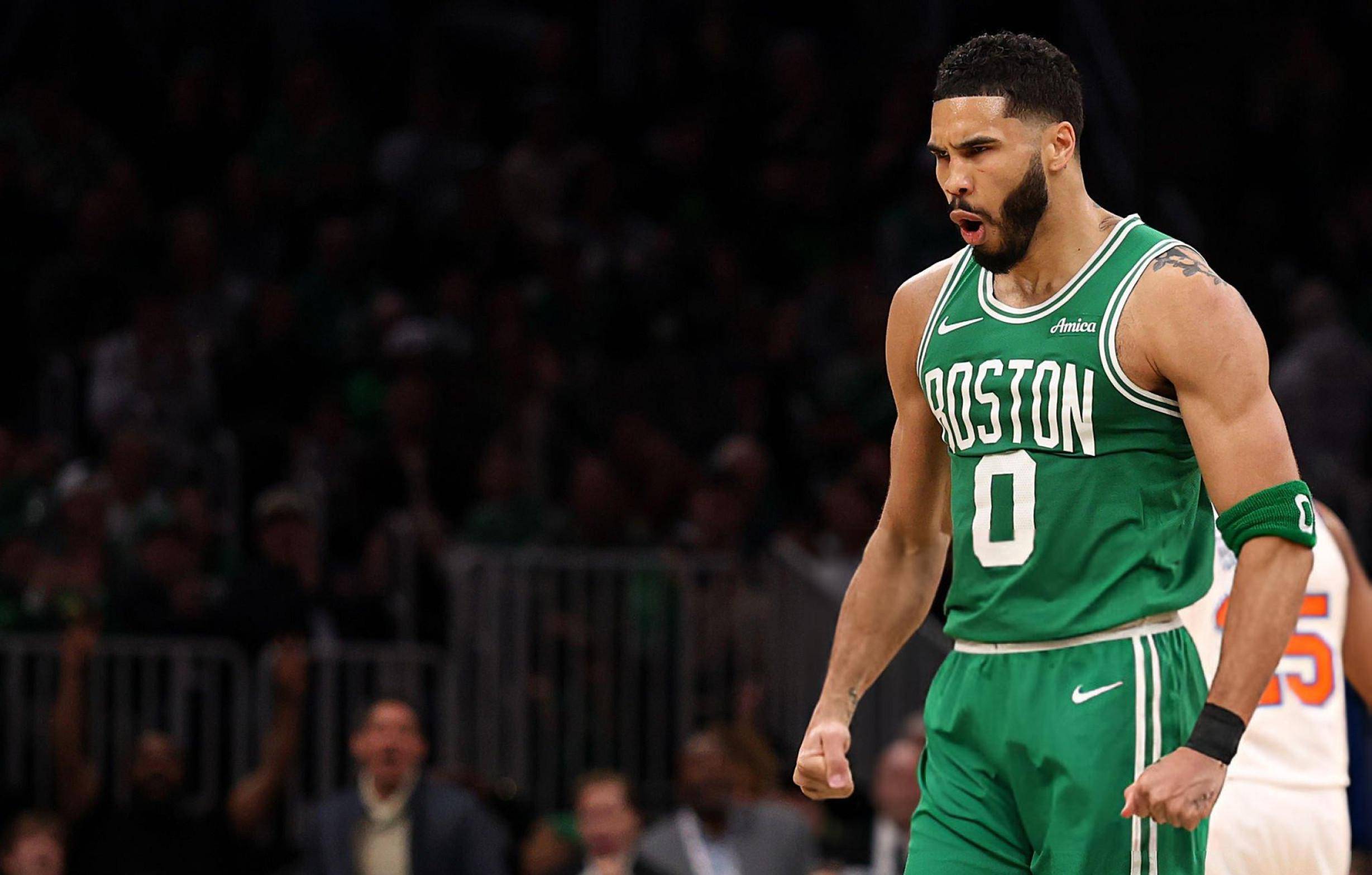 猛龙队主场强势,豪取九连胜击败凯尔特人 猛龙队主场强势,豪取九连胜击败凯尔特人