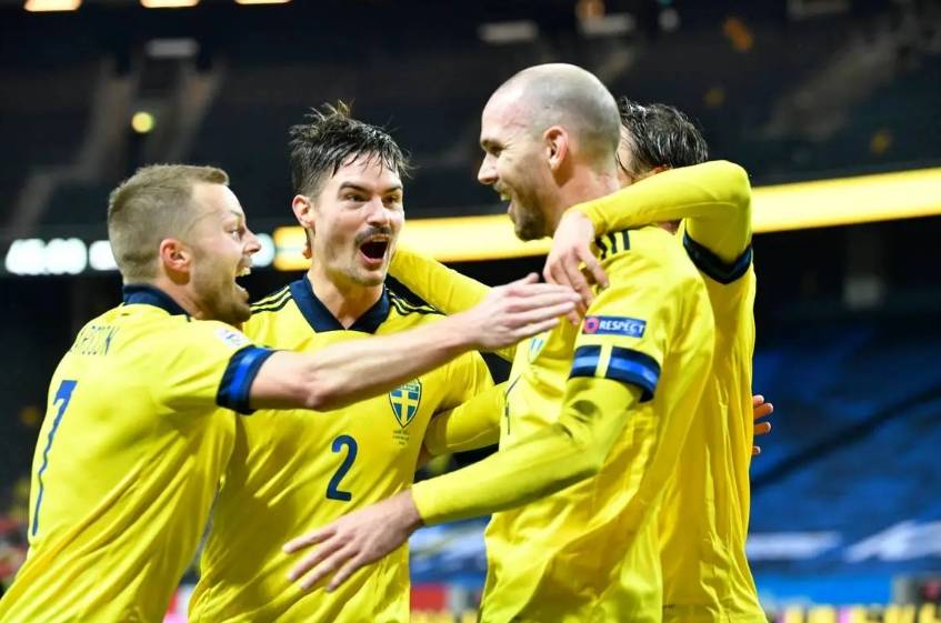 开云体育官网-爱沙尼亚选手称霸羽毛球赛场