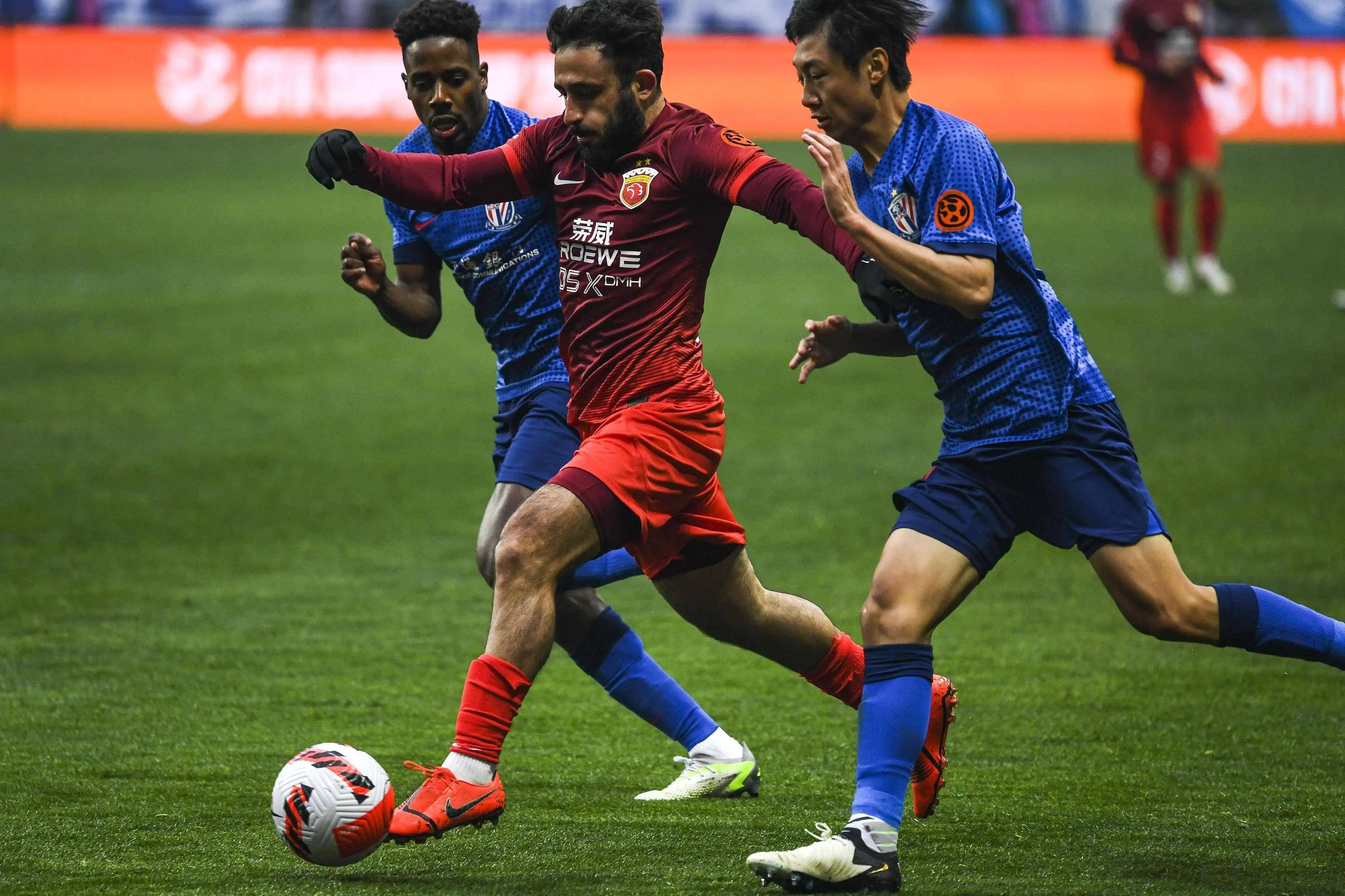 十六强比赛中谁能称雄,成为焦点话题 十六强比赛中谁能称雄,成为焦点话题