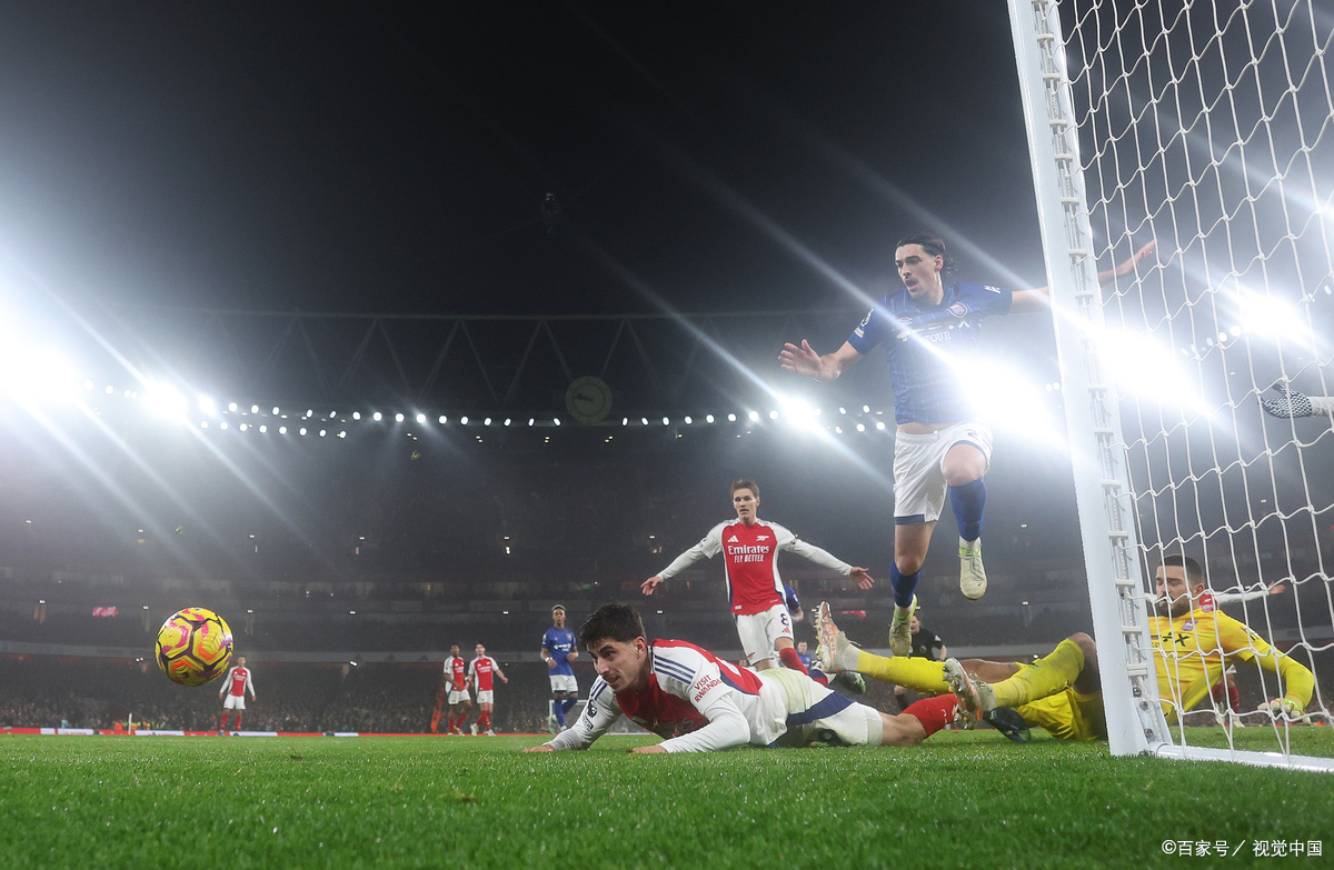 精彩的足球风云:球员们的决胜时刻 精彩的足球风云:球员们的决胜时刻