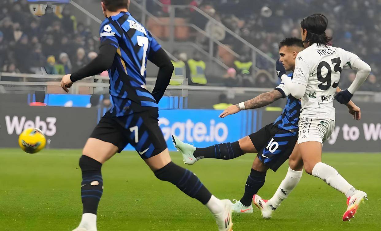 意甲传奇助攻国米,那不勒斯击败佛罗伦萨 意甲传奇助攻国米,那不勒斯击败佛罗伦萨