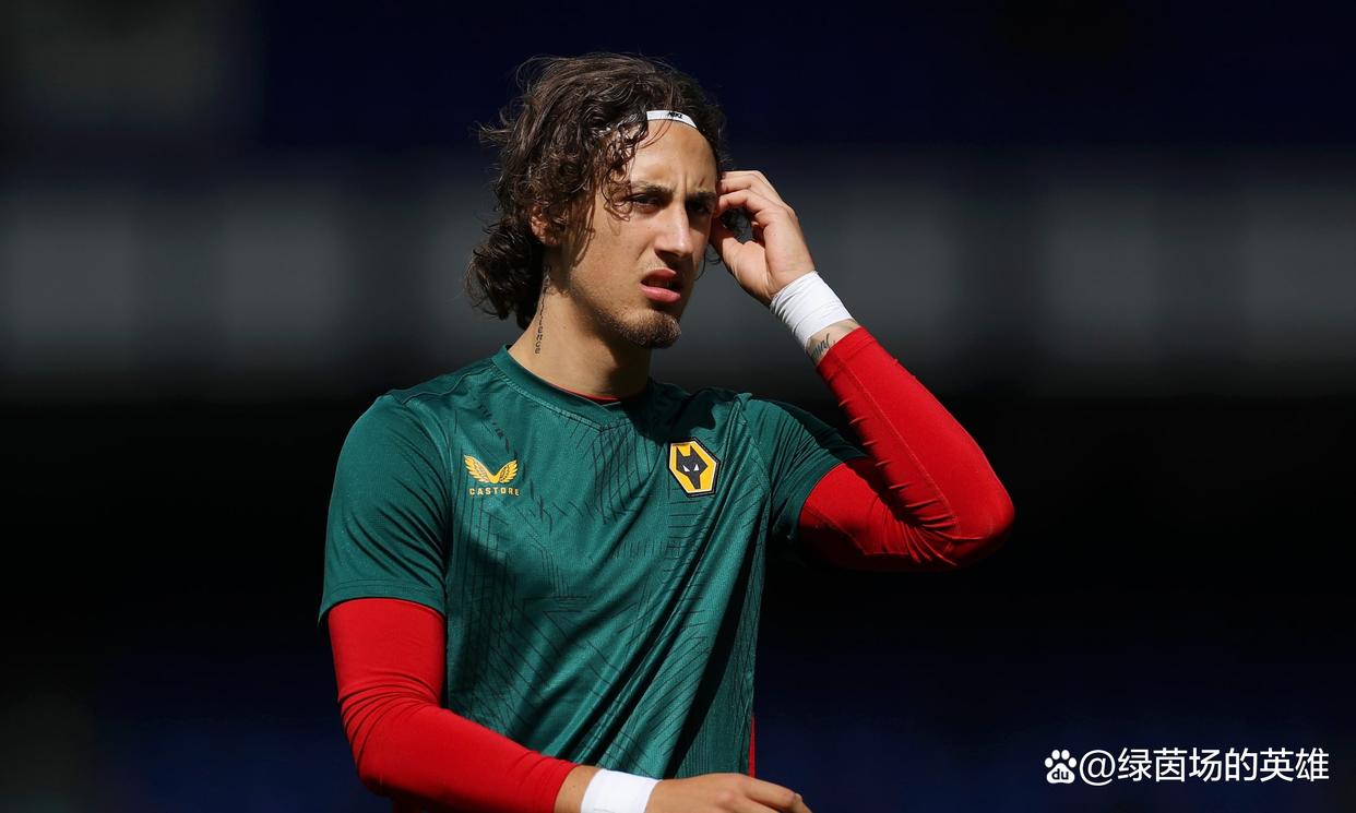 狼队小将崭露头角,英超生机勃勃 狼队小将崭露头角,英超生机勃勃