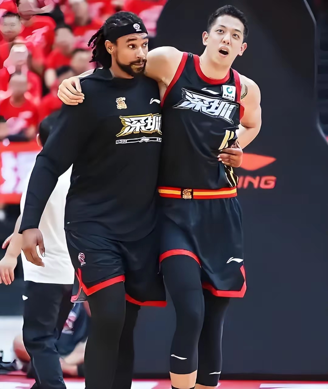 开云官网-深圳队在比赛中展现出强大实力,取得胜利