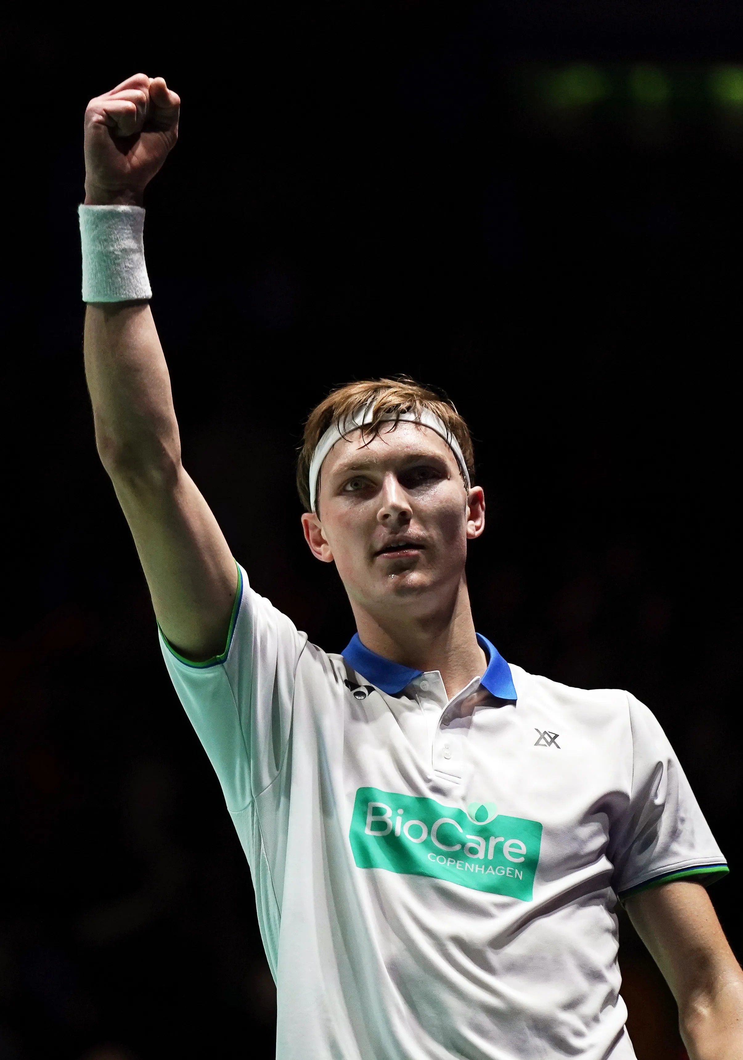 开云体育app-丹麦球队连续获得胜利,表现出色稳坐榜首