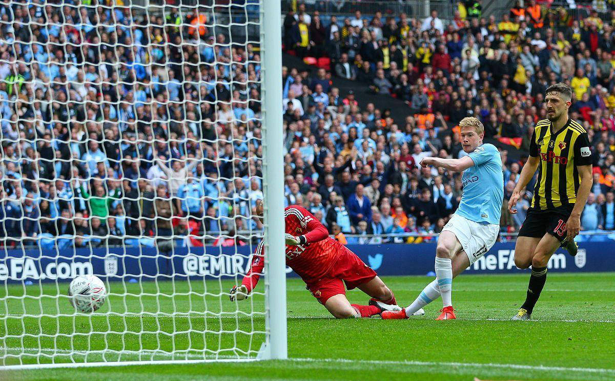 开云官网-雷纳托荣登射手榜之首,助阵拜仁力克曼城