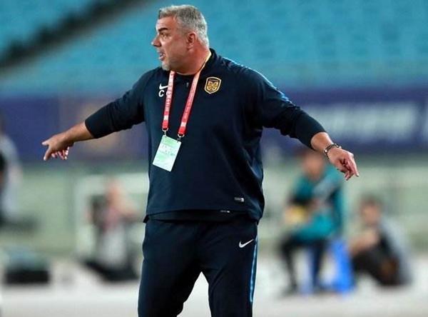 苏宁主场不敌重庆,遭遇联赛三连败 苏宁主场不敌重庆,遭遇联赛三连败