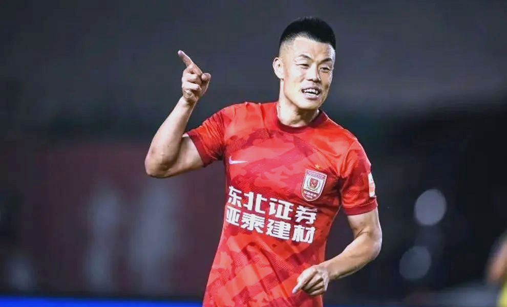 开云平台-长春亚泰苦战取胜,稳固保级位置逐渐拉开差距