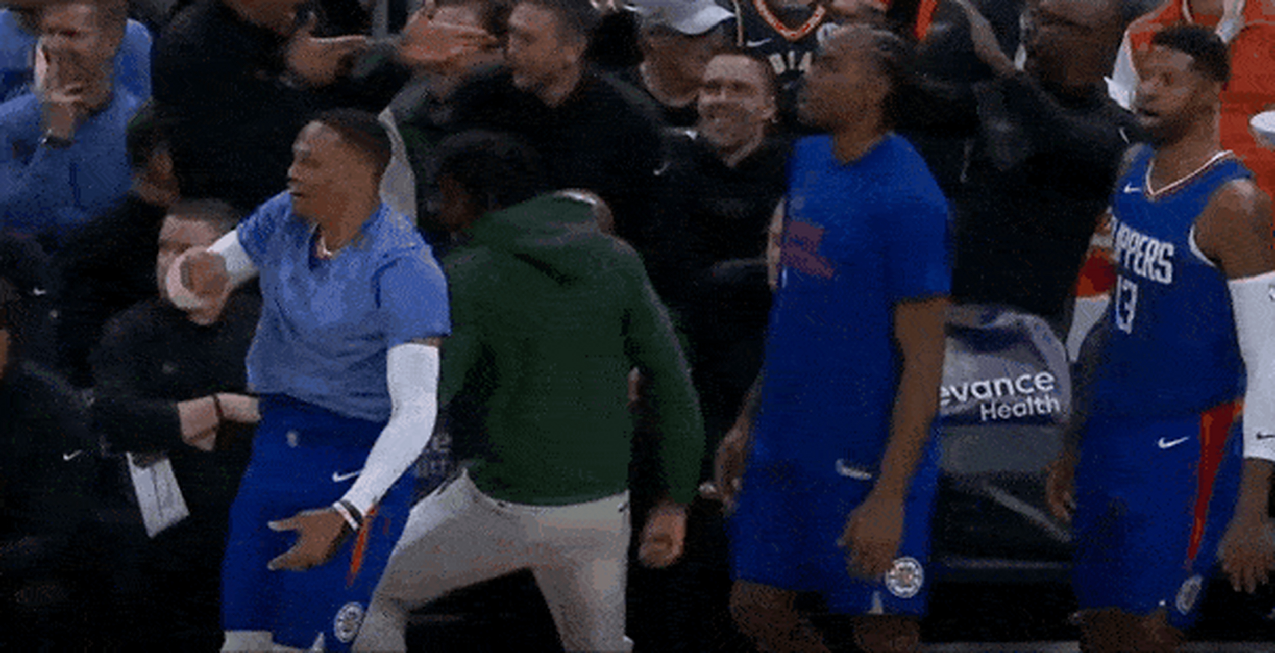 步行者大胜快船，取得两连胜