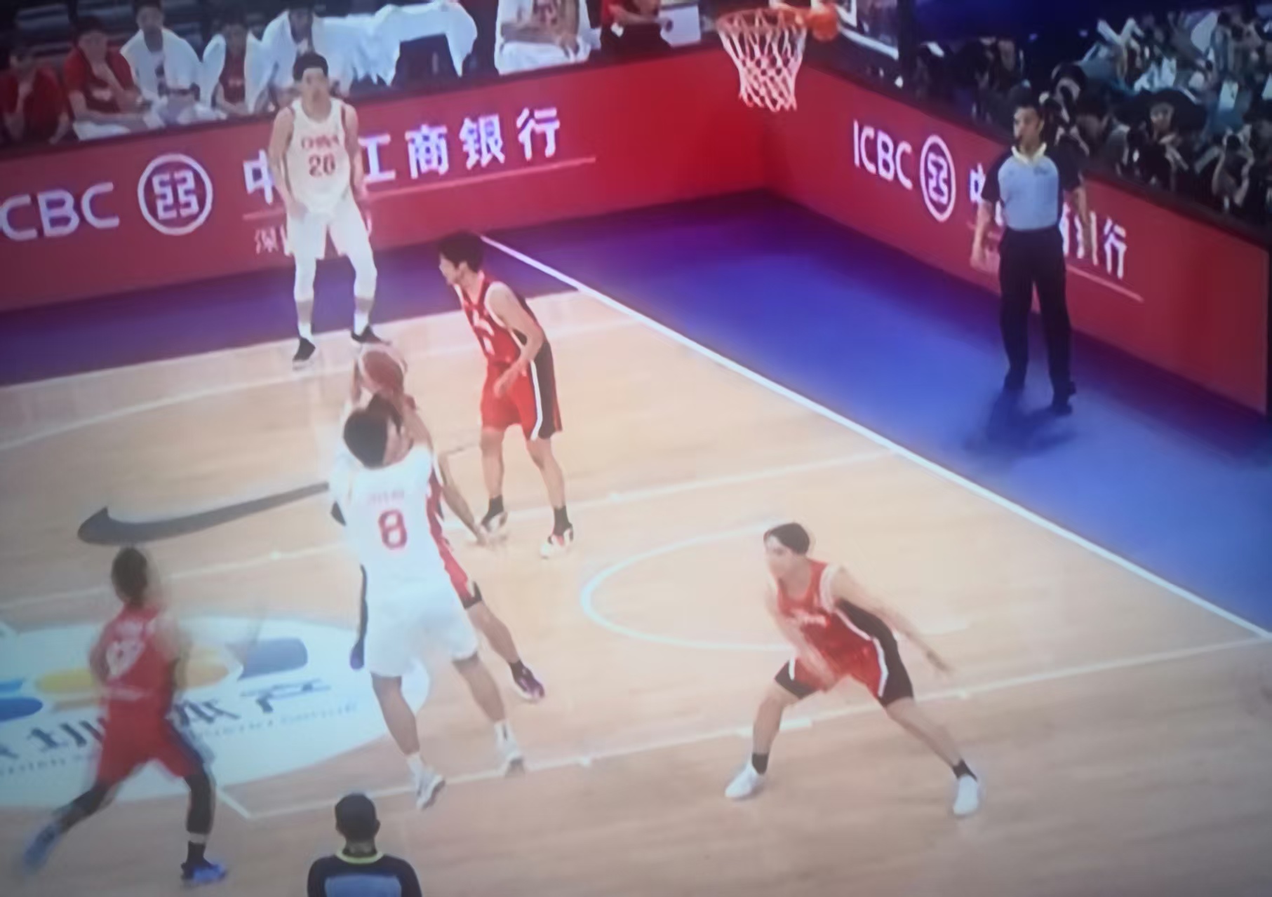 开云APP-亚洲职业篮球锦标赛半决赛惊险收官