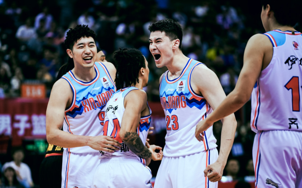 开云官网-球队主力复出，连胜七场，冲击冠军