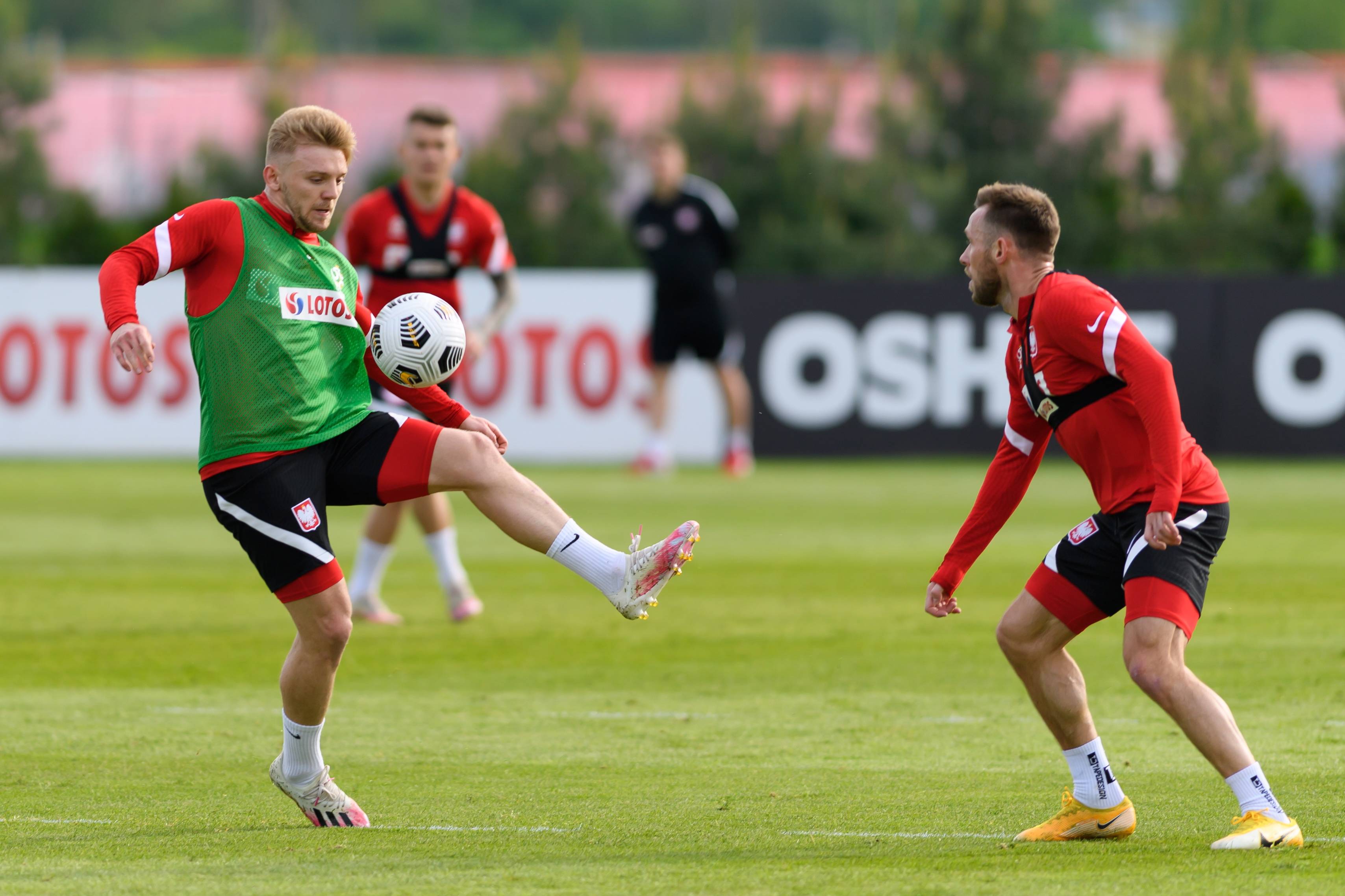 开云体育在线-波兰队再次告捷，以小胜取得胜利