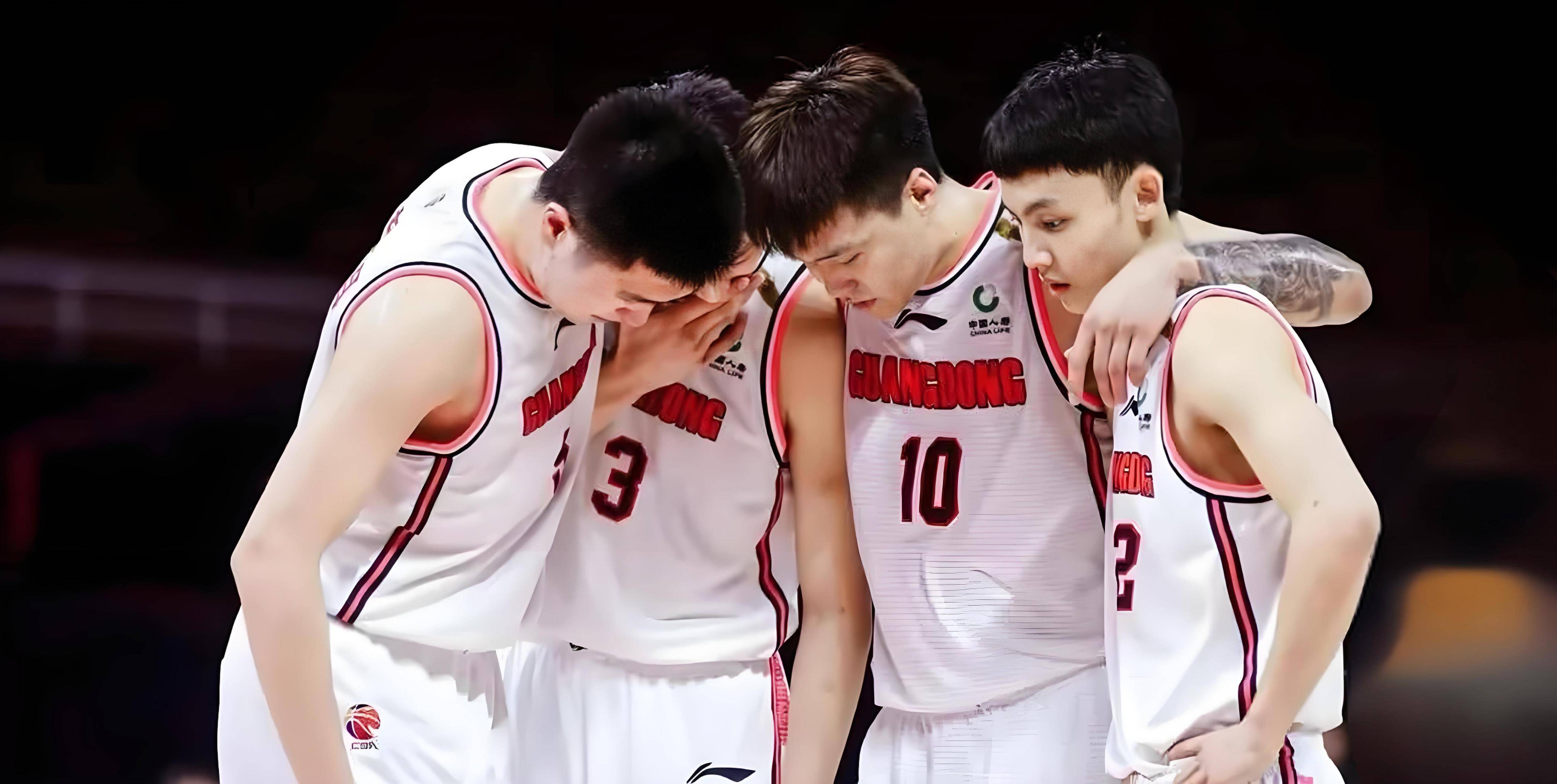 湖南男篮战胜对手,表现出色 湖南男篮战胜对手,表现出色