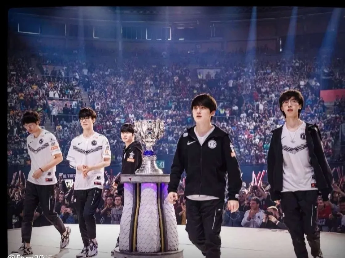 开云体育官网-包含汉堡足球俱乐部取得一场惊心动魄的比赛胜利的词条