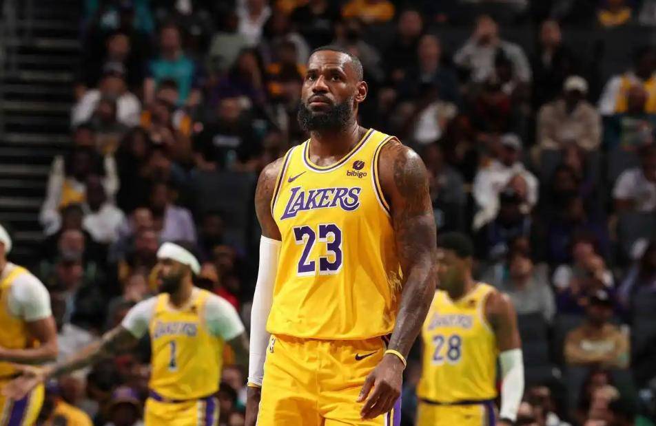 开云体育-詹姆斯季后赛表现出色,骑士队已进步明显的简单介绍