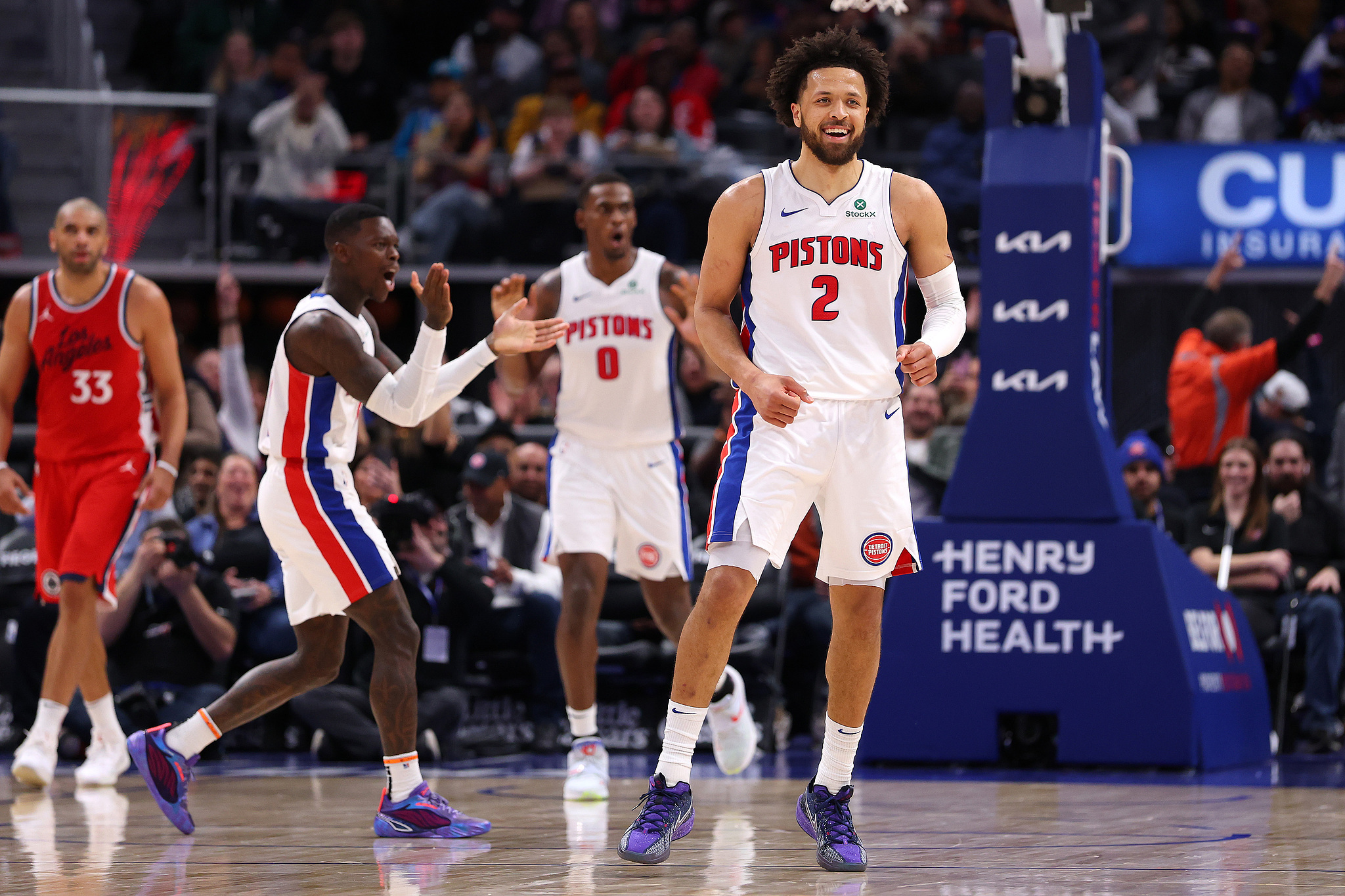 开云体育官网-活塞惊险击败篮网，保持不败纪录