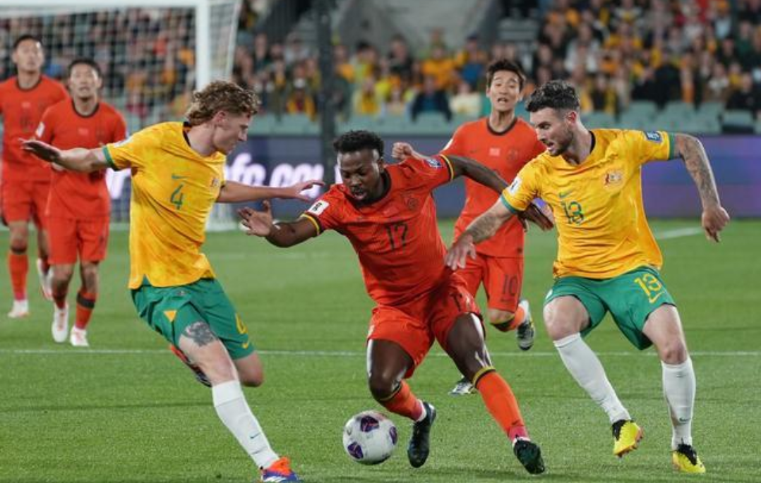 包含激烈的角逐,球员们在比赛中斗志昂扬!的词条 包含激烈的角逐,球员们在比赛中斗志昂扬!的词条