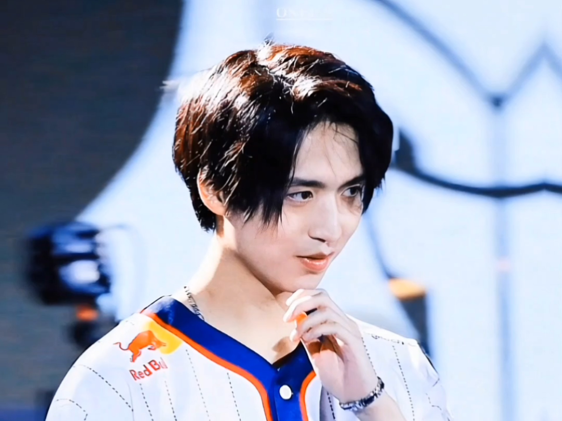 关于CLG横扫NS，Hanssama关键团战开团秒人顶尖较量2025世界赛，成为赛场最大亮点的信息