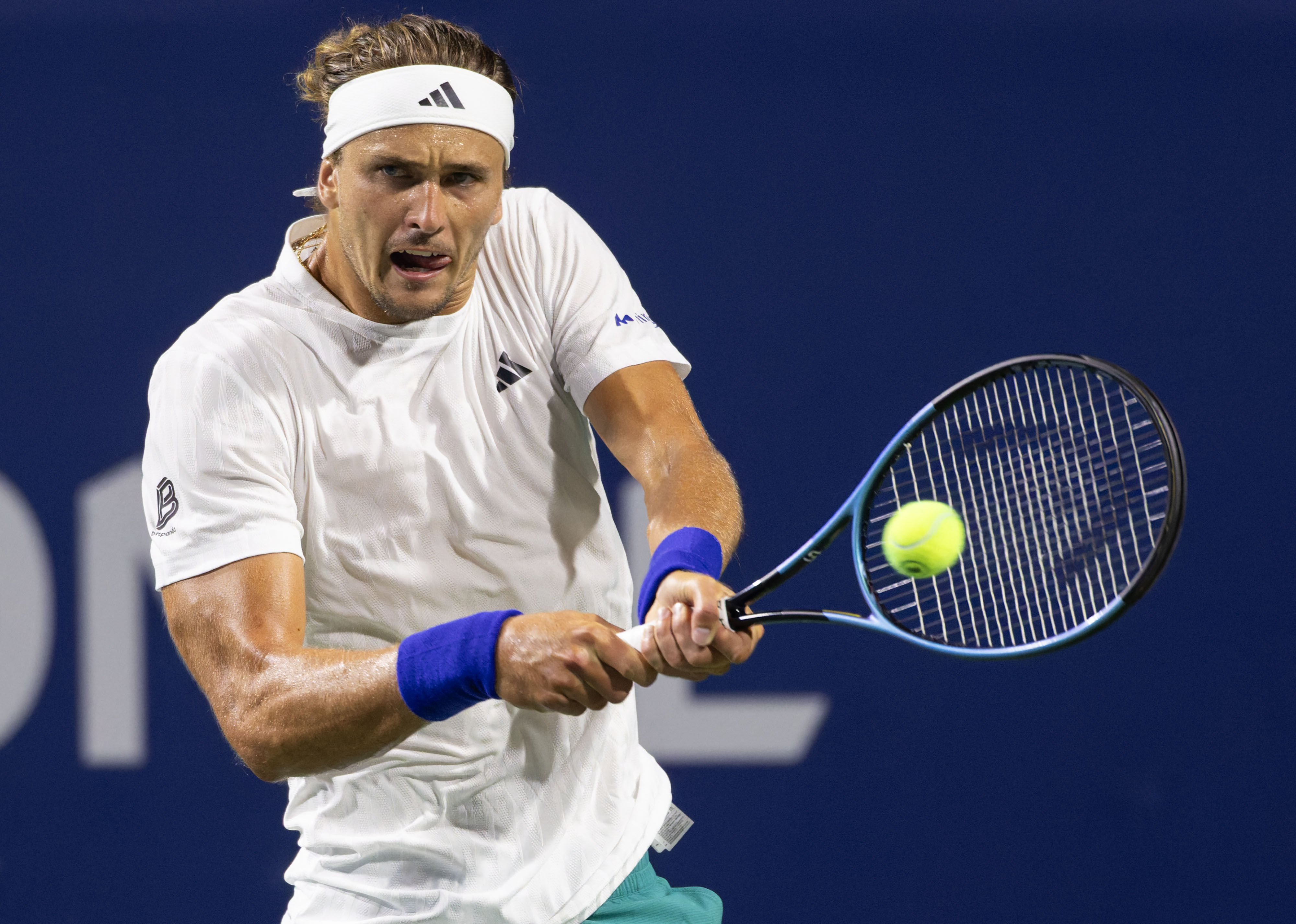 开云体育app-包含ATP总决赛轻取拉沃尔杯，兹维列夫统治全场的词条