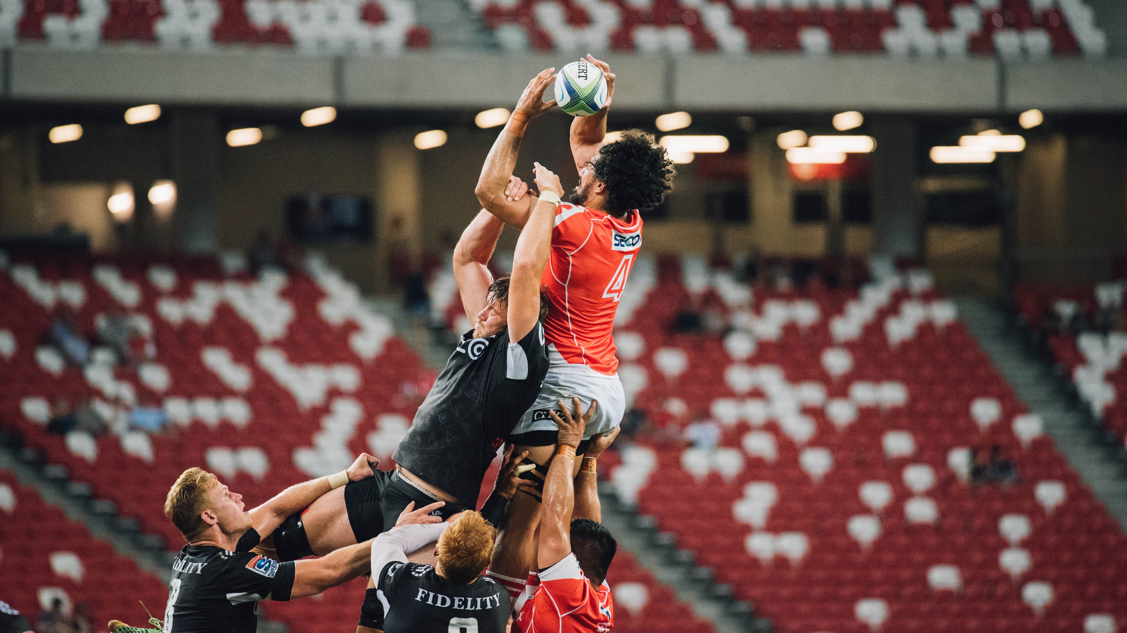 直通赛决胜时刻，新疆力克老鹰，文班亚马独舞难救主